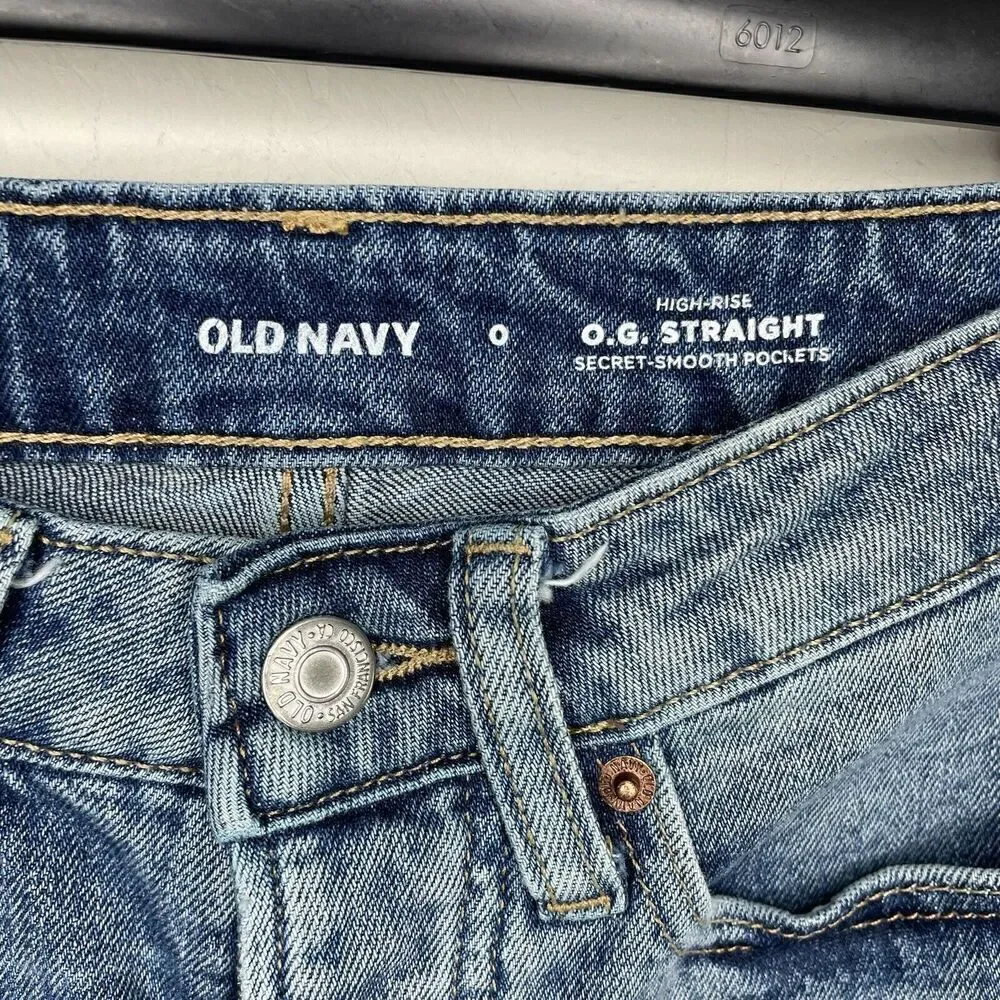 OLD NAVY Jeans Womens 0 OG Straight High Rise Button Fly Medium Wash Distressed - Picture 9 of 10